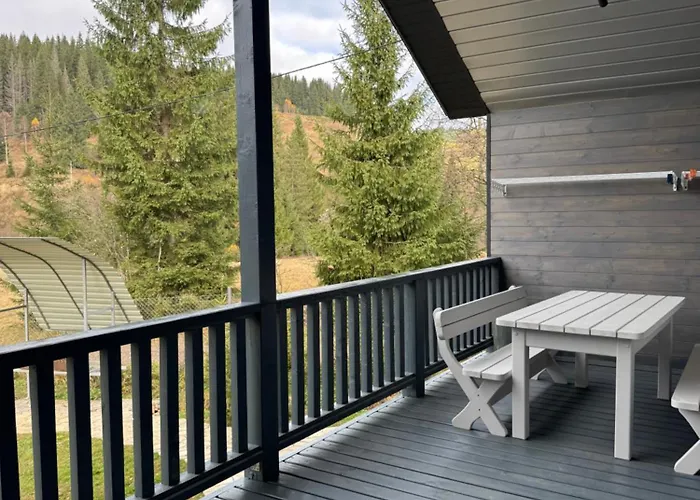 Holiday home карпатський затишок *